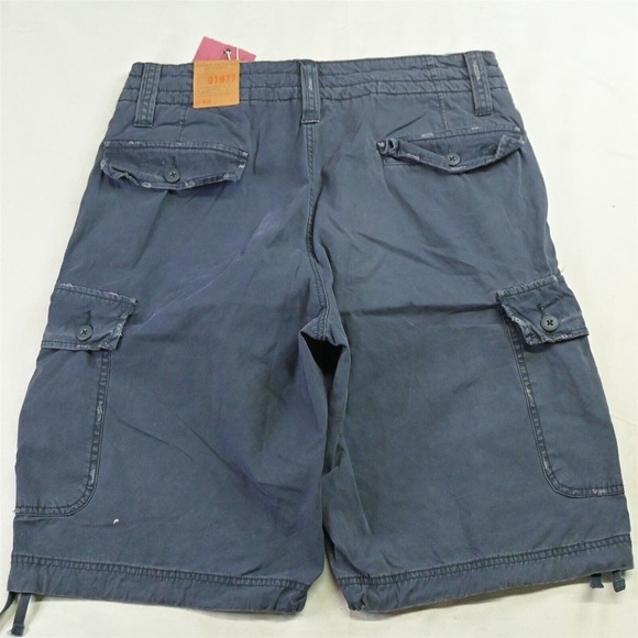 NEW American Eagle 30 x 12" Blue Distressed Patch Pocket Fatigue Cargo Shorts - Picture 5 of 5